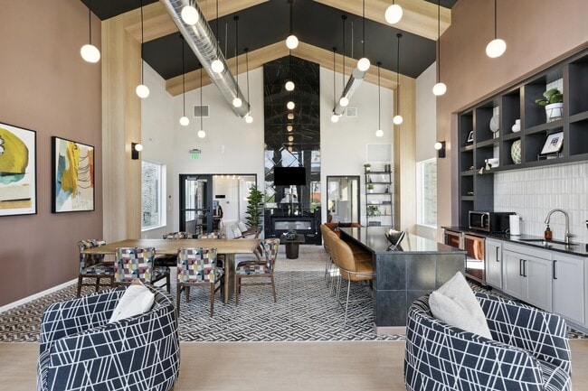 Clubroom - Mural Apartments