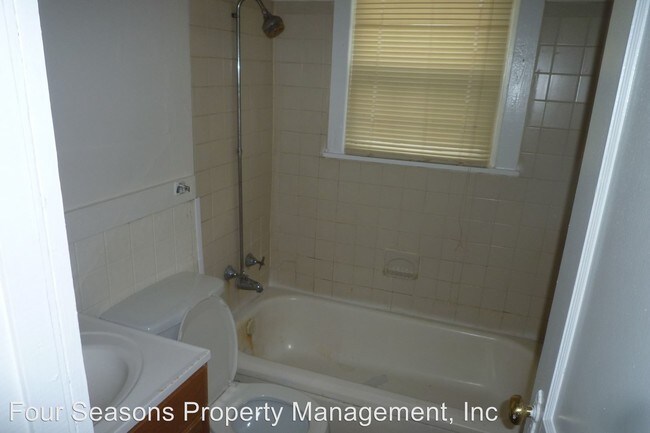 Building Photo - 3106 Dunn Ave