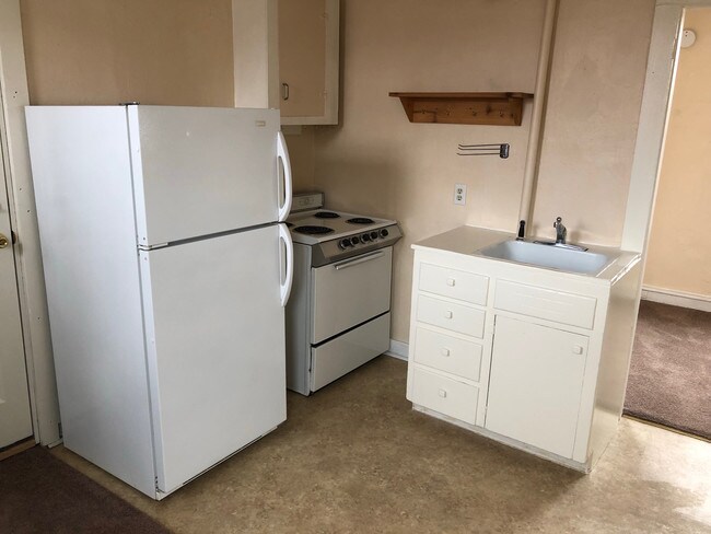 Foto del edificio - 407 E University Ave