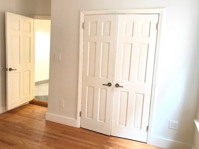 Foto del edificio - 973 Montgomery St