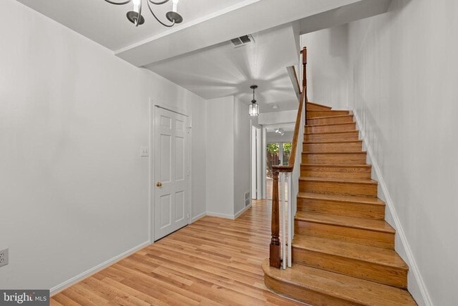 Foto del edificio - 605 H St SW