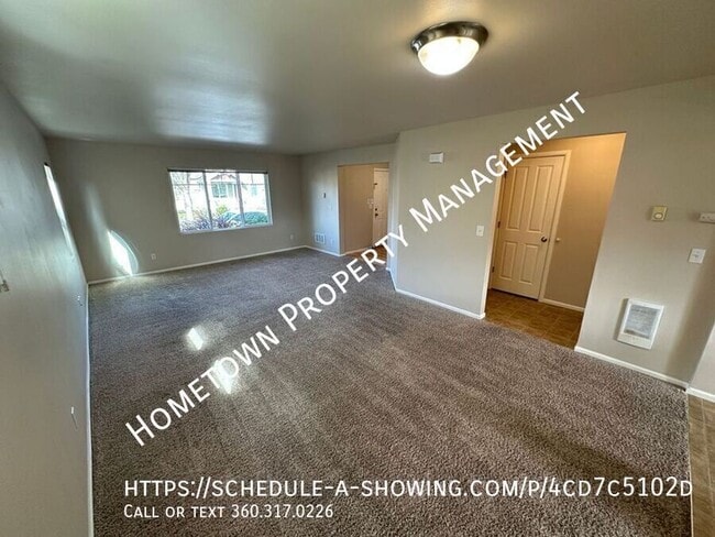 Building Photo - 2 Bedroom Townhome In Horizon Pointe! AVAI...