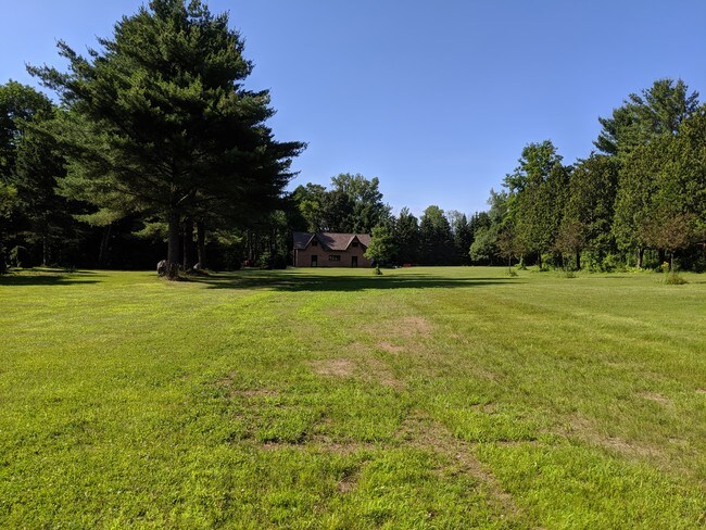 Foto principal - 2198 Blakely Rd