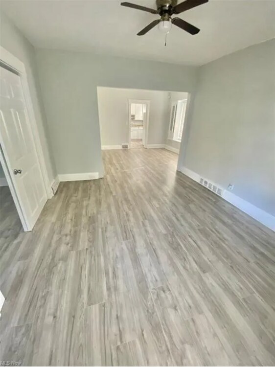 Foto del edificio - 2231 W 105th St