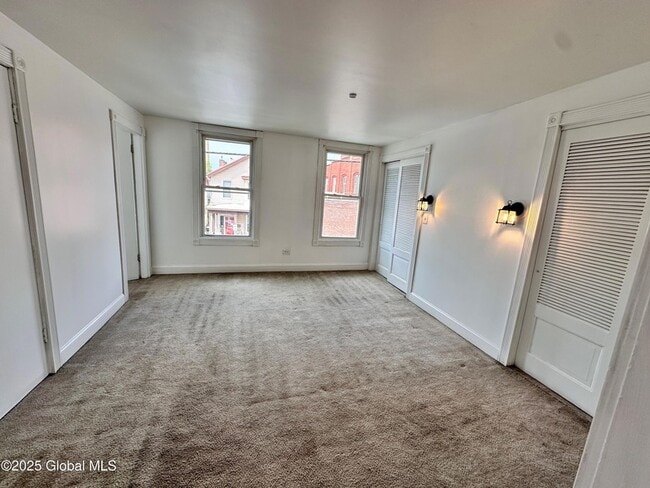 Building Photo - 93 Hudson Ave