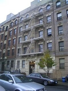 Primary Photo - 216 W 141st St