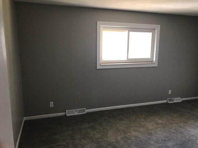 Foto del edificio - 435 E Woodlawn Pl