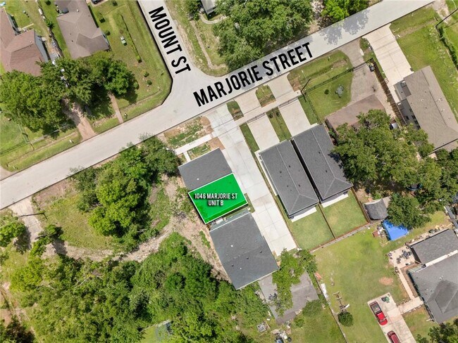 Foto del edificio - 1046 Marjorie St