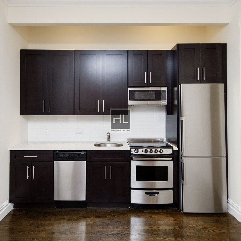 Building Photo - State Street