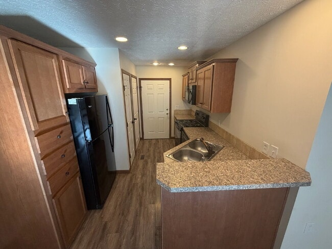 Building Photo - 24 Central A