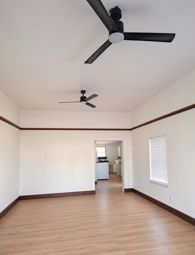Foto del edificio - 1321 Palmer Ave