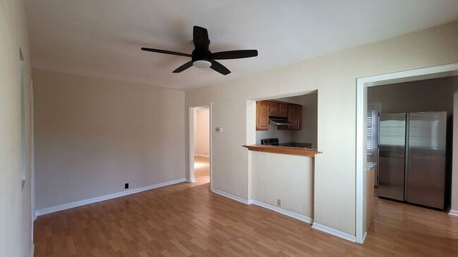 Foto del edificio - Spacious & Charming 2-Bed/2-Bath Home – Wa...