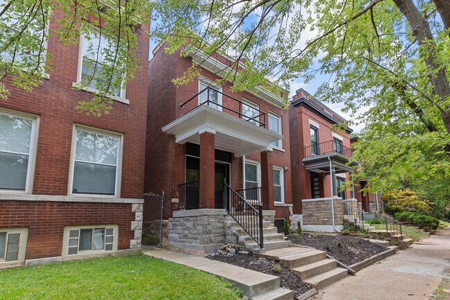 Building Photo - 2220 Nebraska Ave