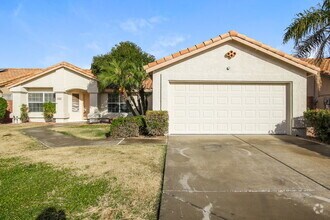 Building Photo - 824 E Rose Marie Ln