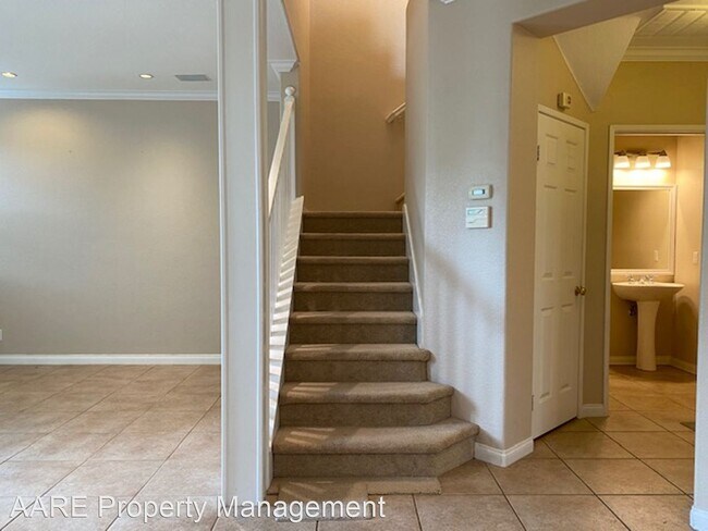 Building Photo - 2 br, 2.5 bath House - 11759 Ramsdell