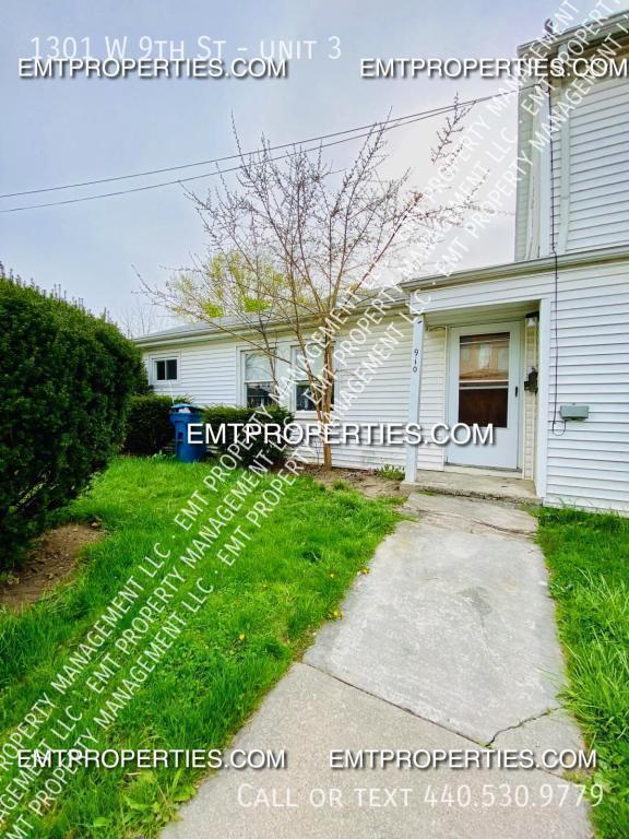 Primary Photo - 1301 w 9th, unit 3