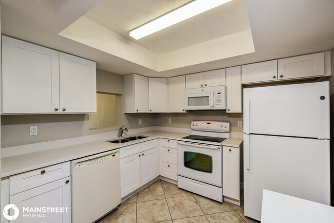 Building Photo - 1011 S E 25TH TER, CAPE CORAL, FL 33904