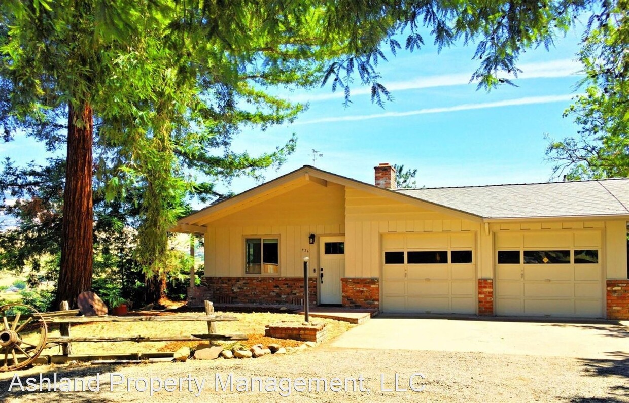 Primary Photo - 4 br, 2 bath House - 436 Monte Vista Dr