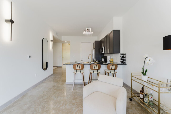 Foto del edificio - 2750 Griffin Rd