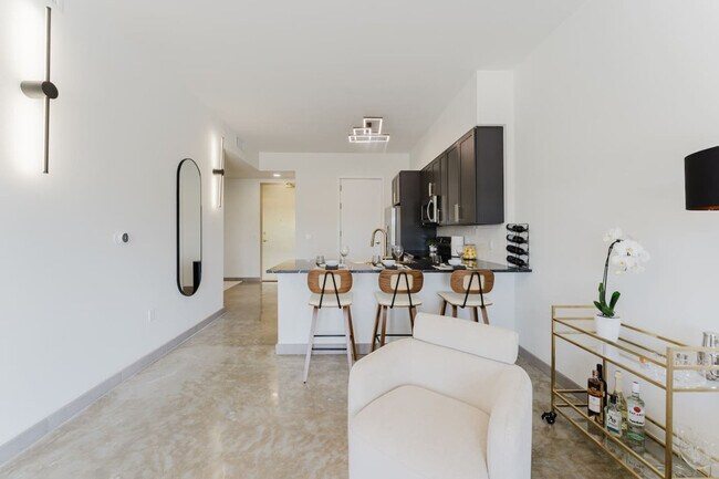 Foto del edificio - 2750 Griffin Rd