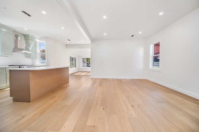 Foto del edificio - 11 Knollin St