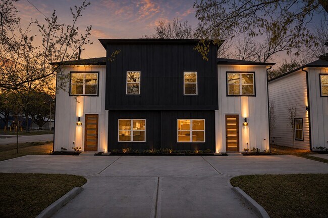 Foto del edificio - 8805 Parkway Dr