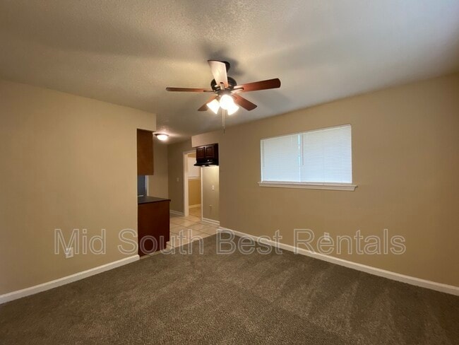 Building Photo - 3483 Arnold Rd