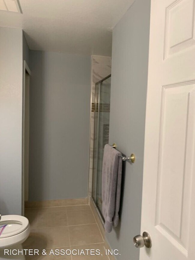 Foto del edificio - 2 br, 2 bath House - 19204 NORTHRIDGE