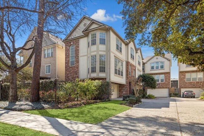 Foto del edificio - 2626 Commonwealth St