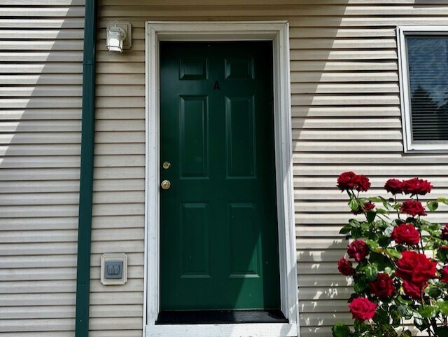Foto principal - 3126 NE 102nd Ave
