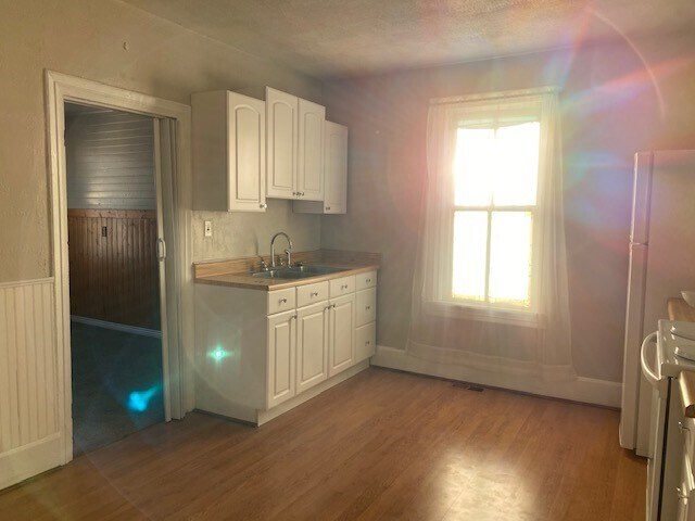 Kirchen - 202 E Buffalo St