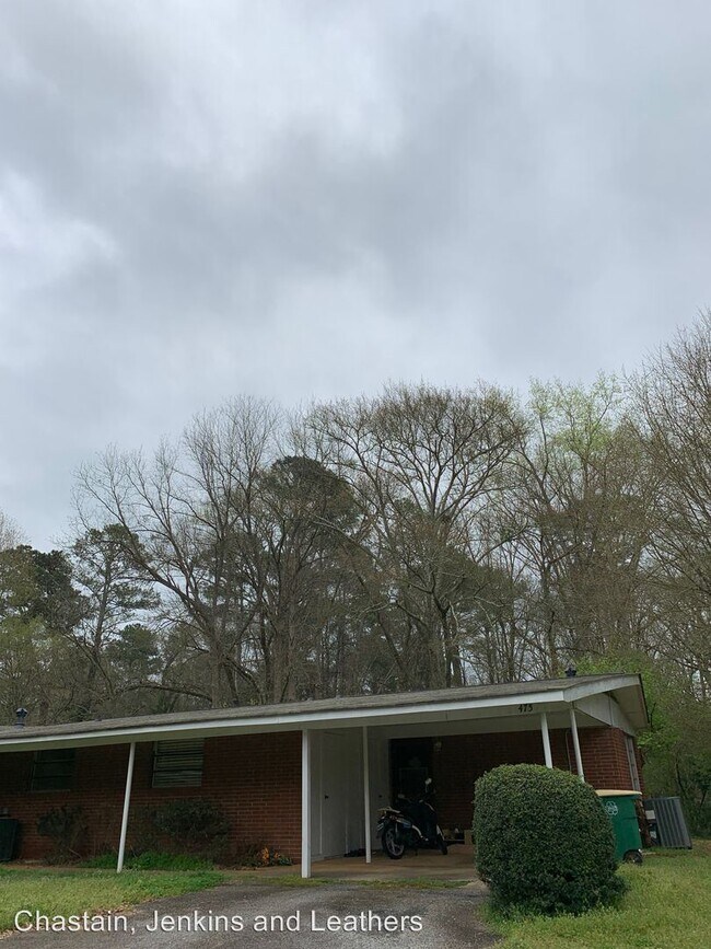 Foto del edificio - 400 Venita Dr