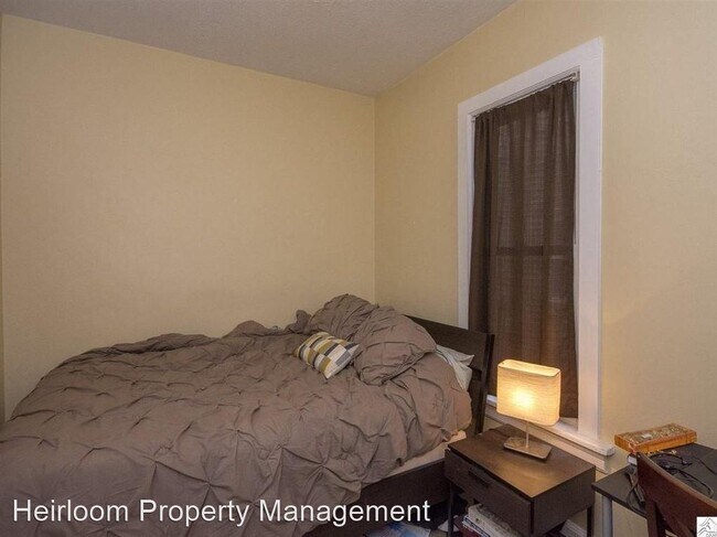Foto del edificio - 4 br, 2 bath House - 127 N 28th Ave W