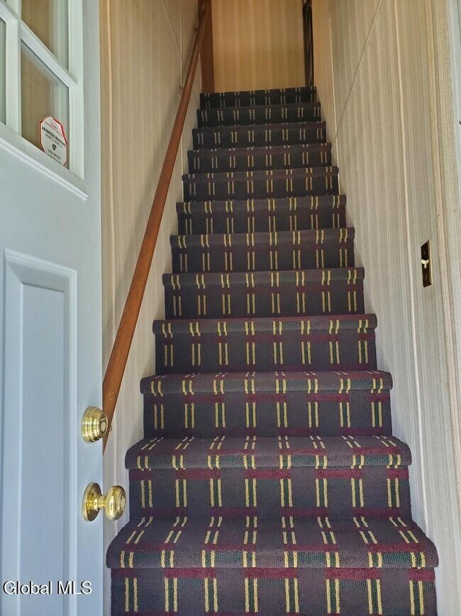 Foto del edificio - 1058 Washington Ave