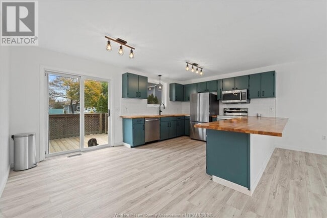 Building Photo - 143 Bellcreft Dr