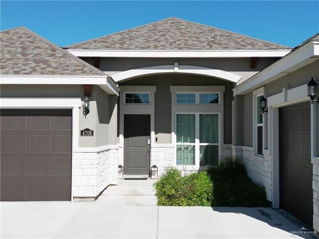 Building Photo - 40 Ensenada Ave