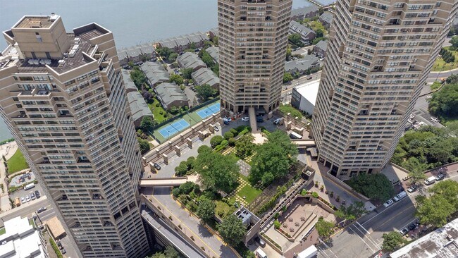 Building Photo - 7002 JFK Blvd E