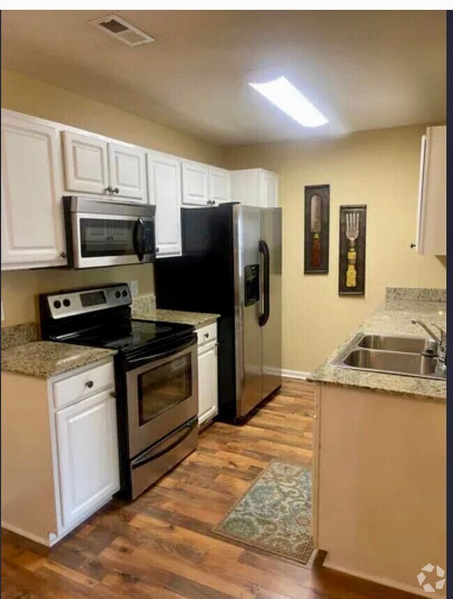 The Cloisters Pet Friendly Apartments for Rent Florence, SC 1