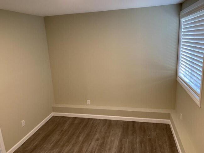 Building Photo - 2 bedroom in San Francisco CA 94116