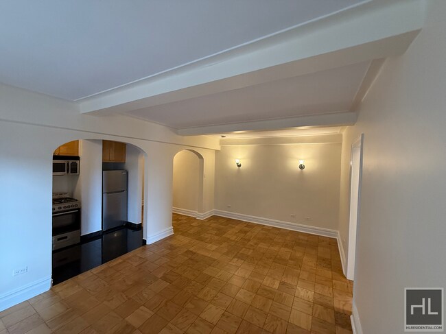 Foto del edificio - Beautiful 1 Bedroom Apartment In West Vill...