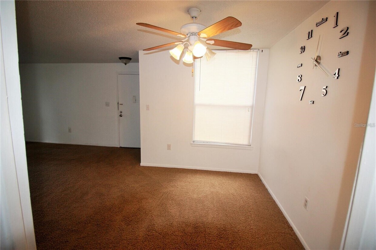 Foto principal - 522 Orange Dr