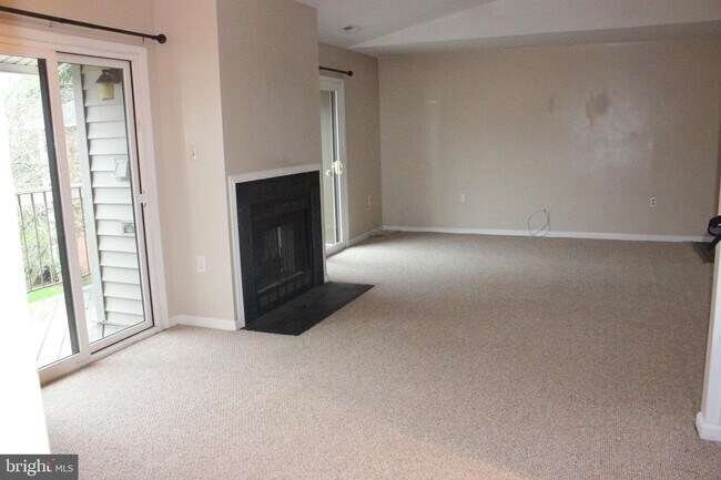 Building Photo - 1111 Castle Harbor Way