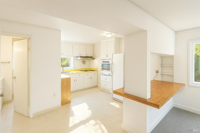 Foto del edificio - 34 Sunrise Ave