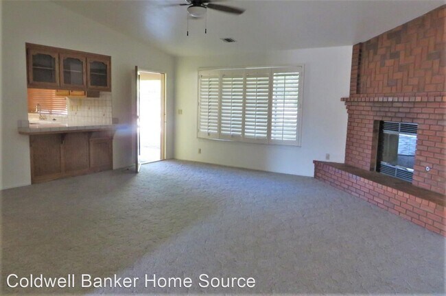 Building Photo - 4 br, 2.5 bath House - 16288 Kasota Road