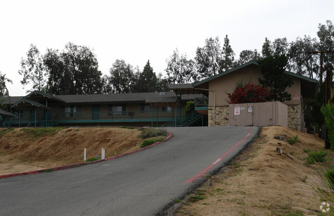 Building Photo - Village Apartments