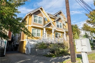 Building Photo - 1618 N 46th St