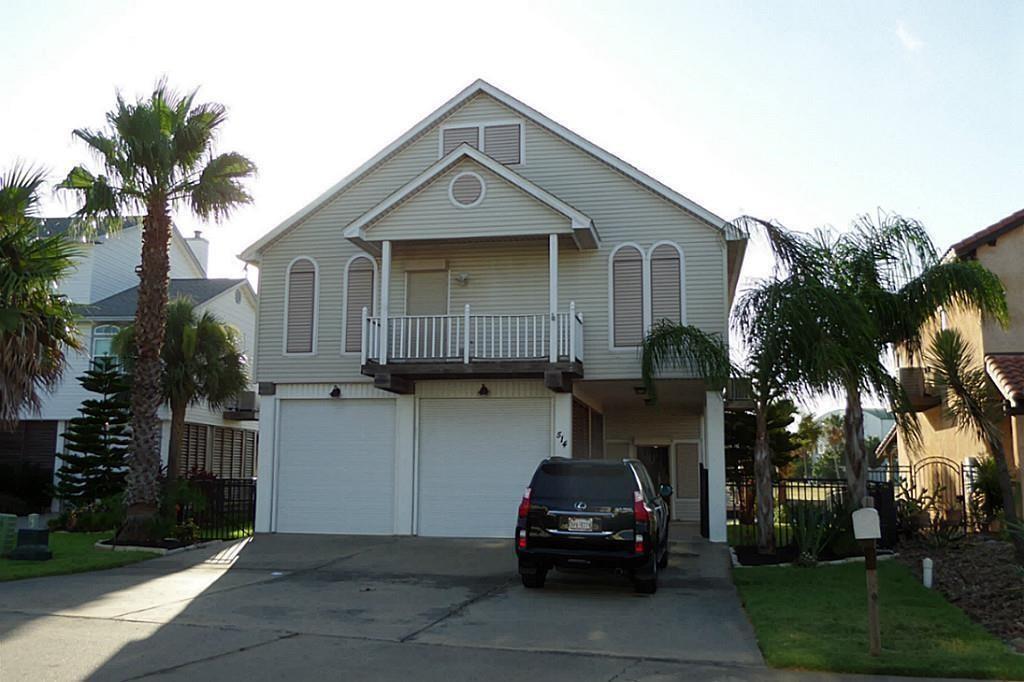 514 Sunset Cir, Tiki Island, TX 77554 House Rental in Tiki Island, TX