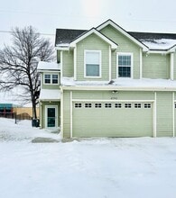Building Photo - 2743 Elm Creek Dr