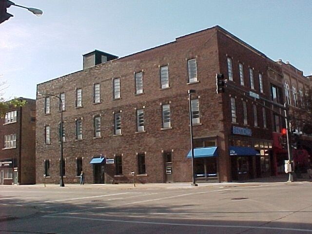 Primary Photo - 326 E 4th St