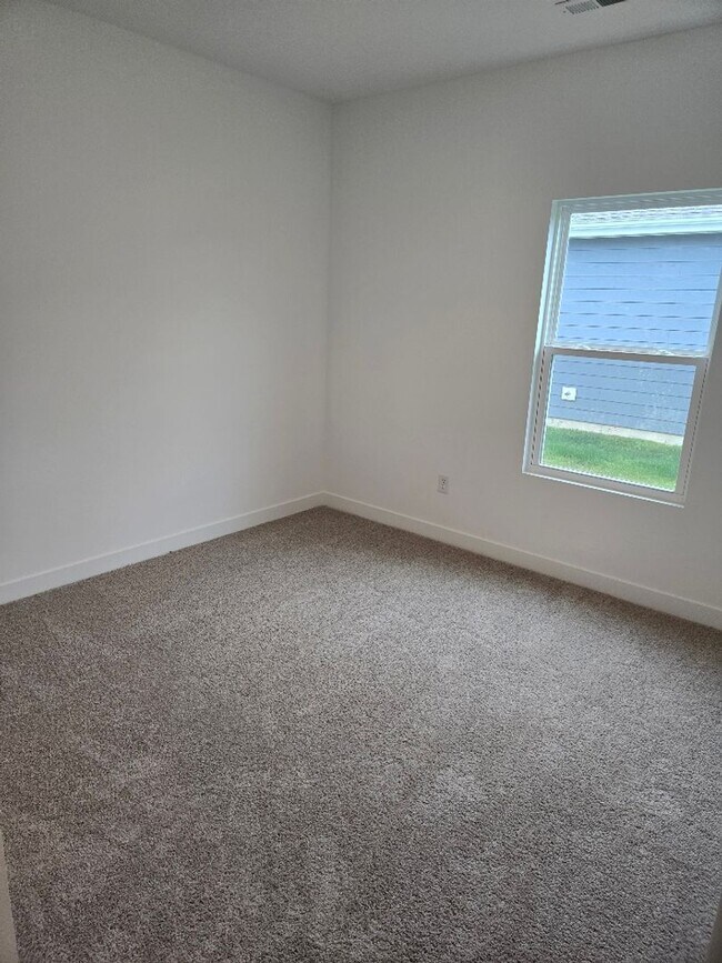 Foto del edificio - New Construction - Move in ready ranch home